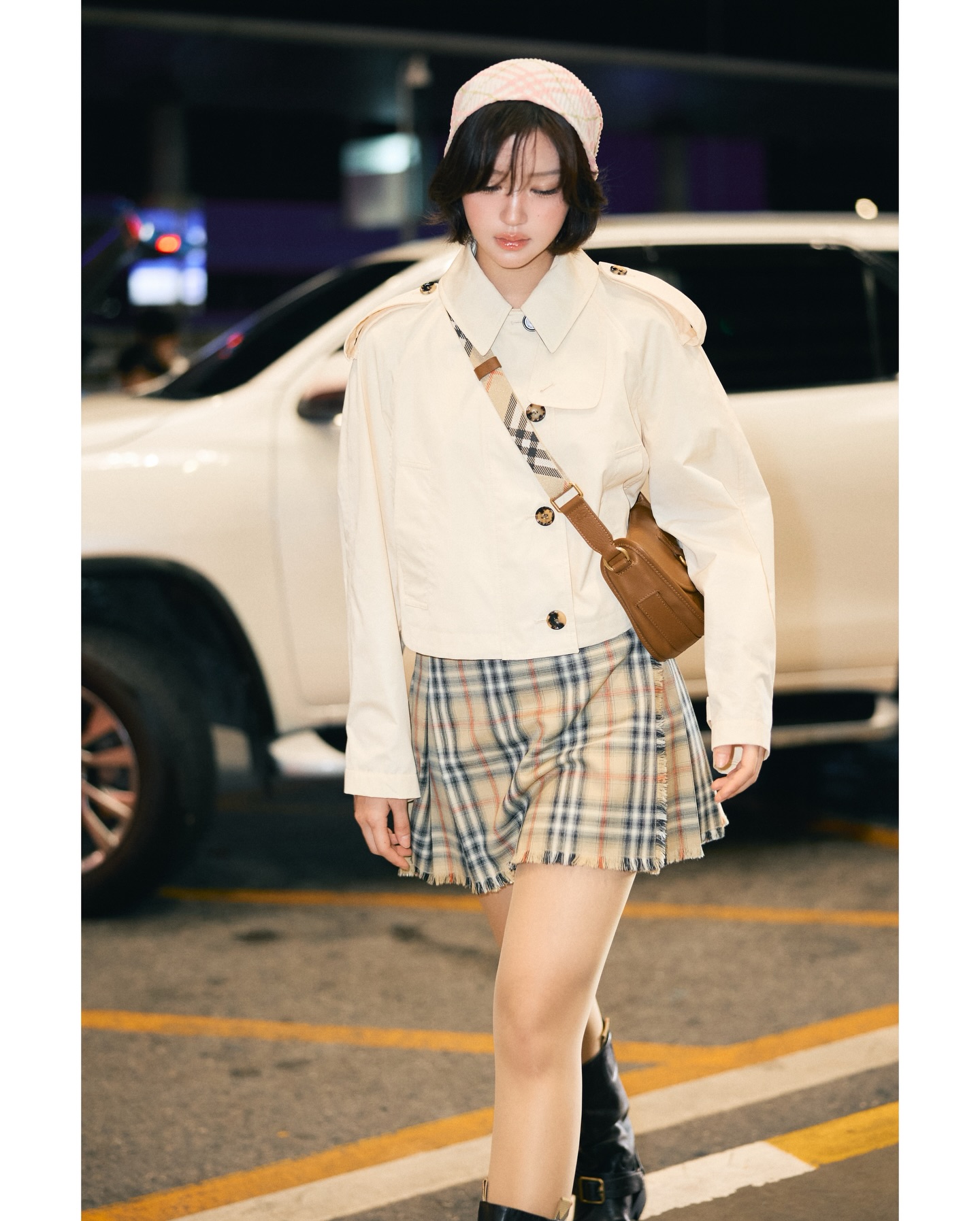 จูเน่ - เพลินพิชญา โกมลารชุน