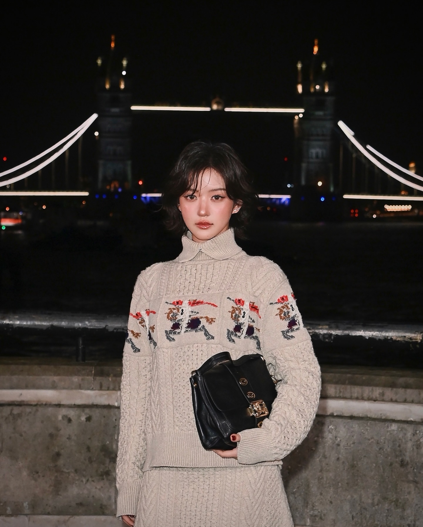 จูเน่ - เพลินพิชญา โกมลารชุน