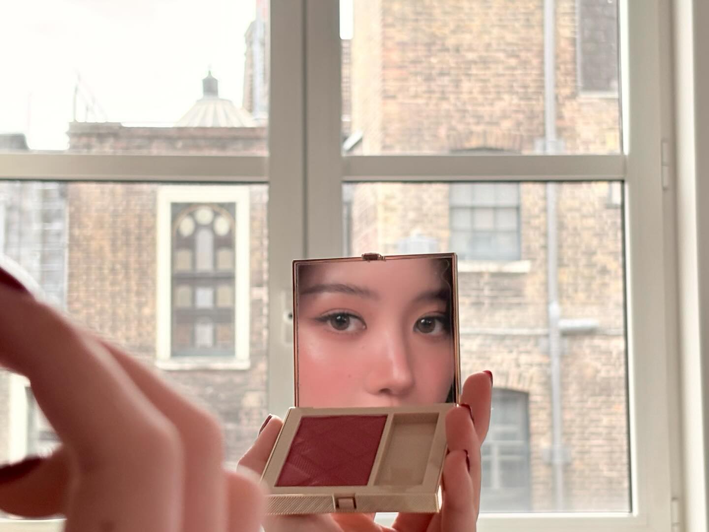 จูเน่ - เพลินพิชญา โกมลารชุน