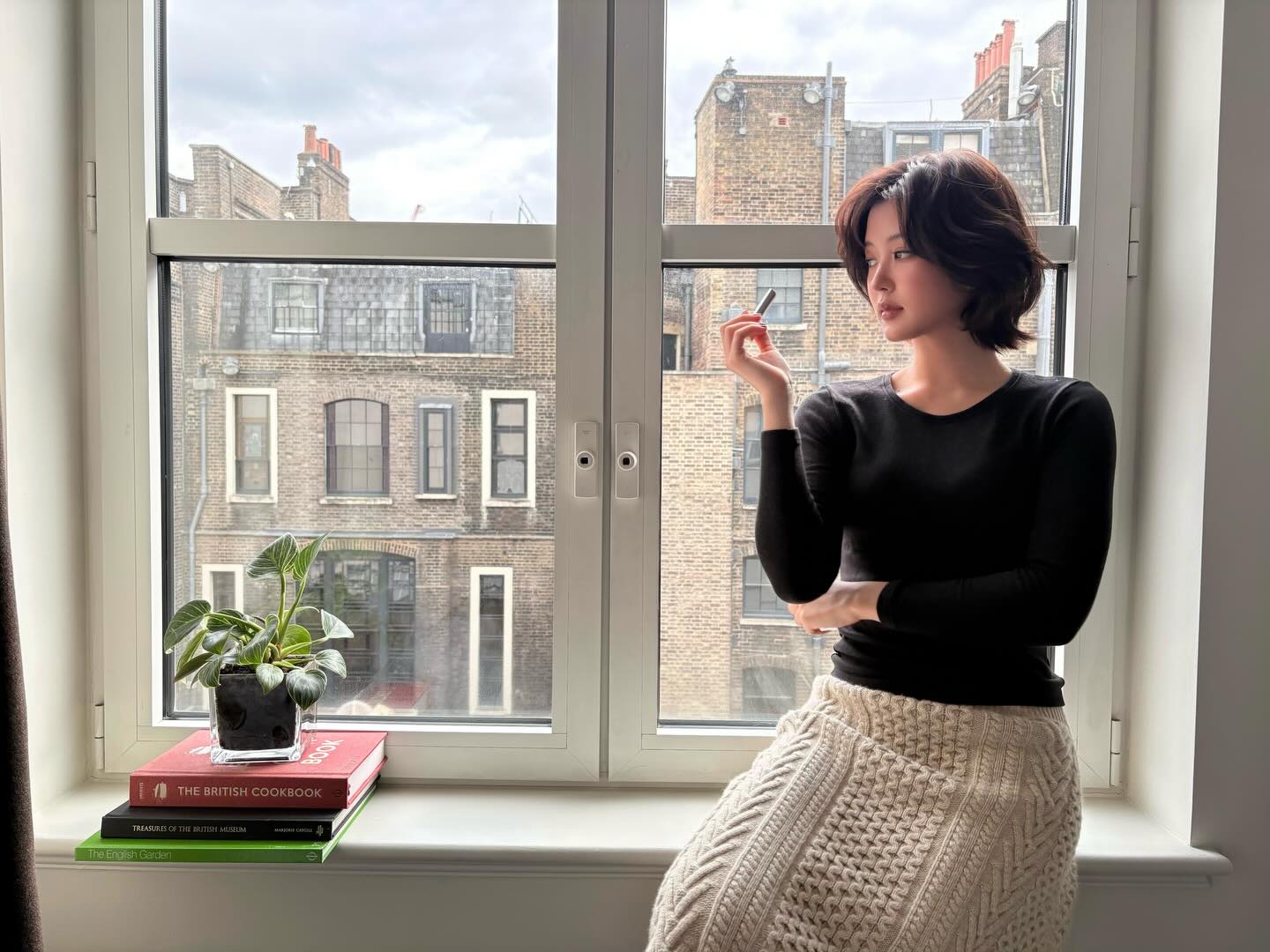 จูเน่ - เพลินพิชญา โกมลารชุน