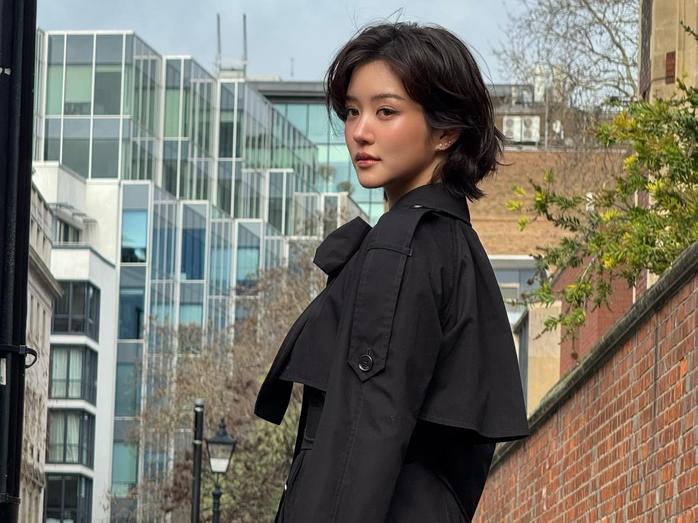 จูเน่ - เพลินพิชญา โกมลารชุน