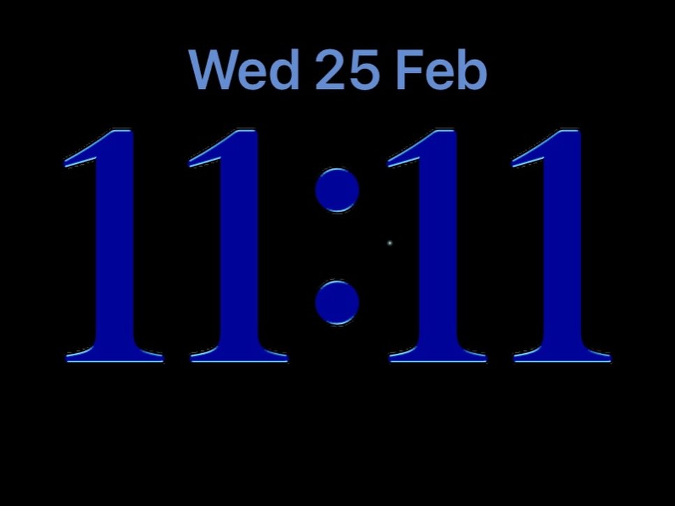 จูเน่ - เพลินพิชญา โกมลารชุน