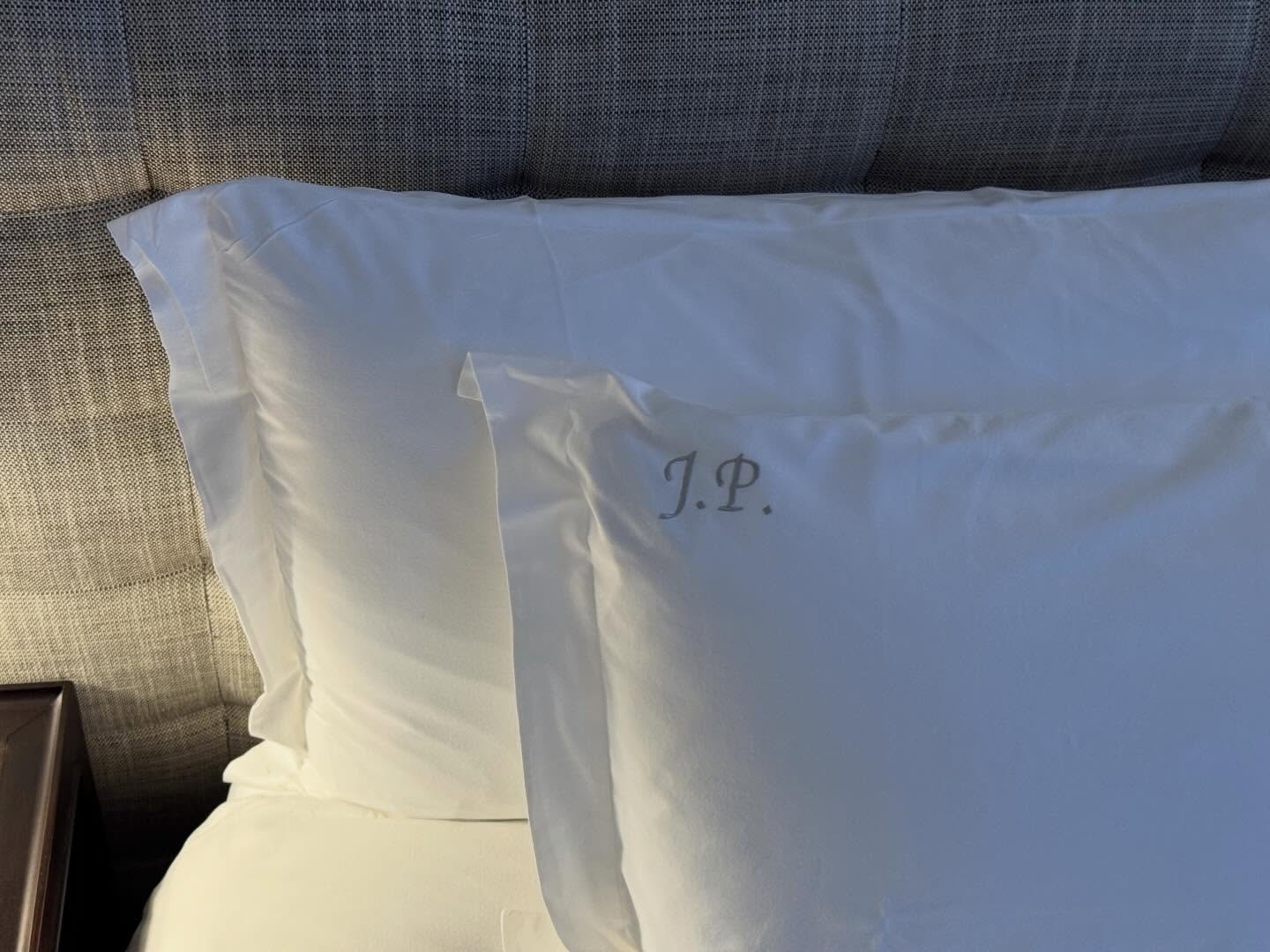 จูเน่ - เพลินพิชญา โกมลารชุน