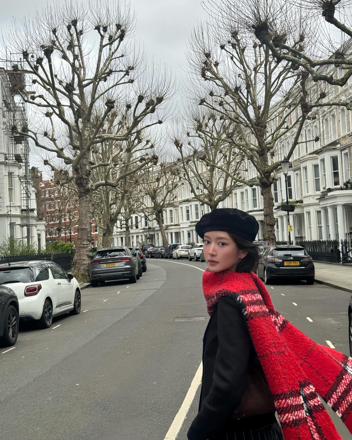 จูเน่ - เพลินพิชญา โกมลารชุน