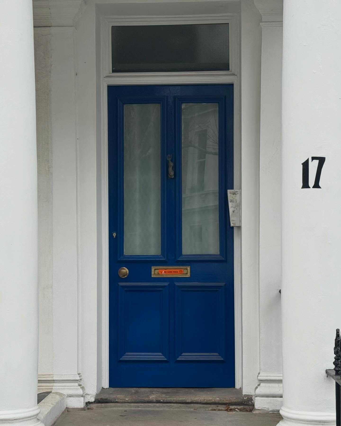 จูเน่ - เพลินพิชญา โกมลารชุน