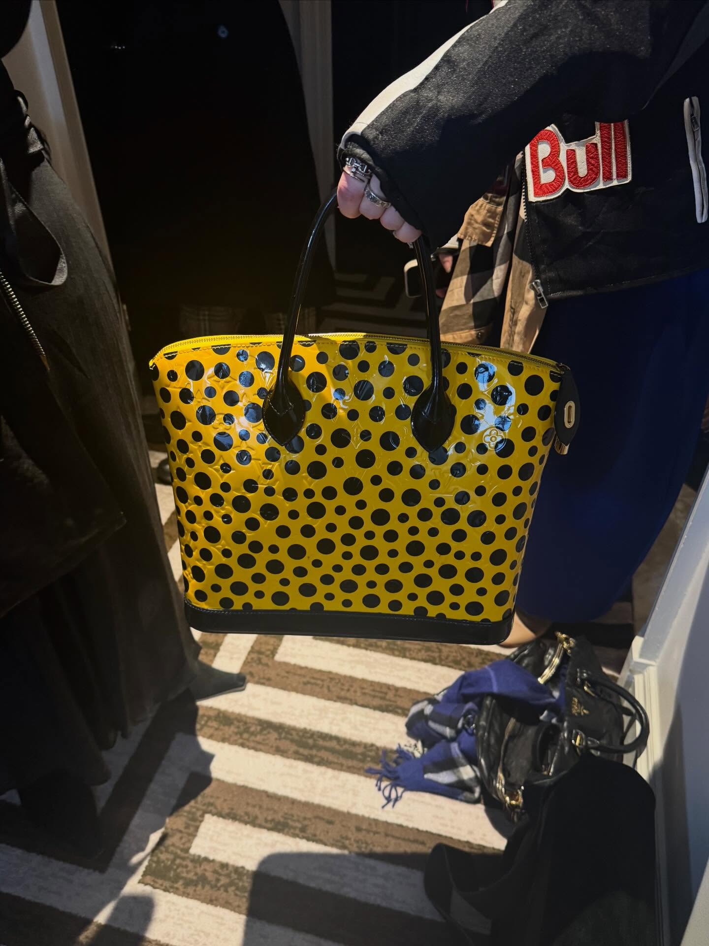 จูเน่ - เพลินพิชญา โกมลารชุน