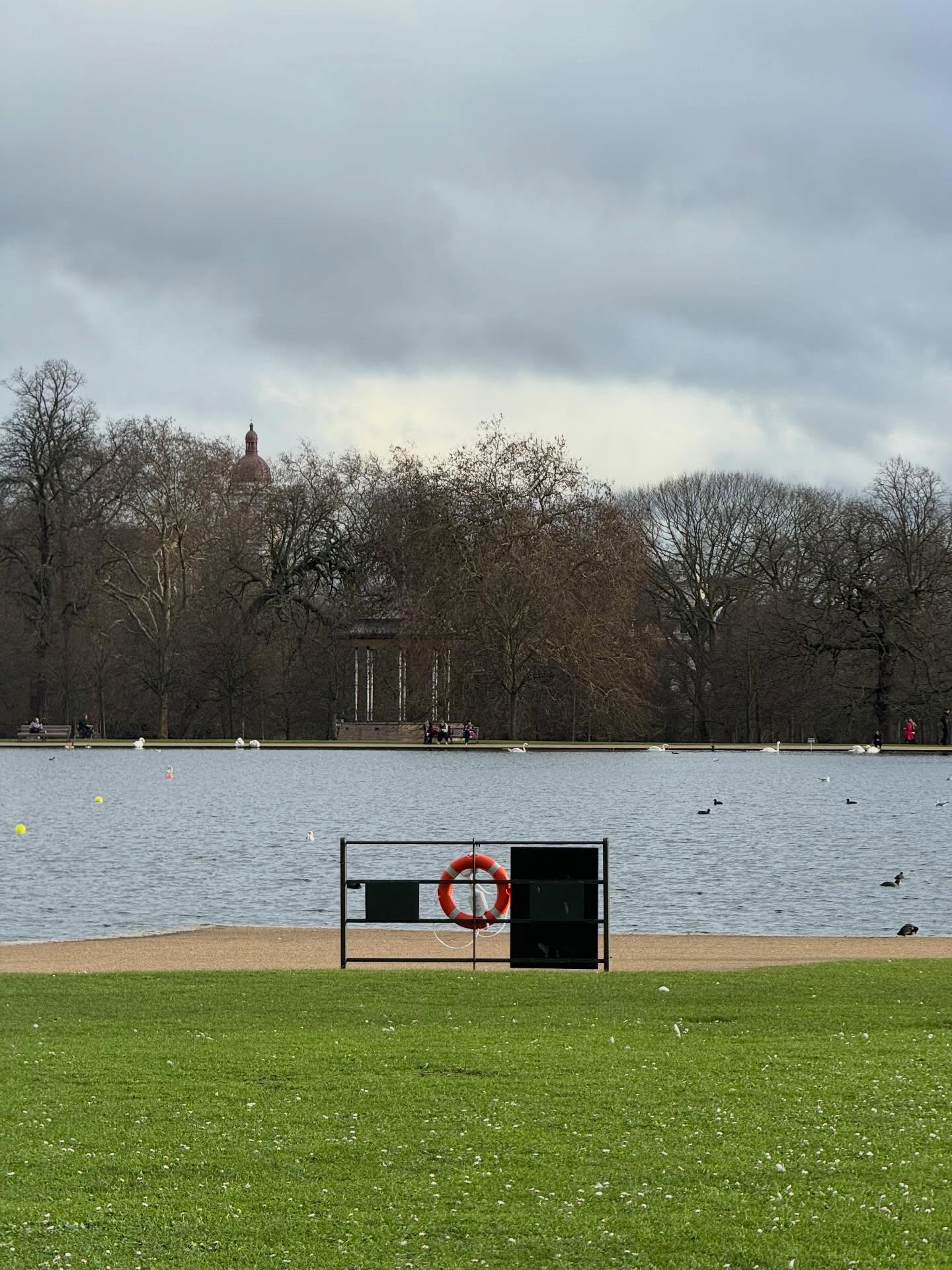 จูเน่ - เพลินพิชญา โกมลารชุน
