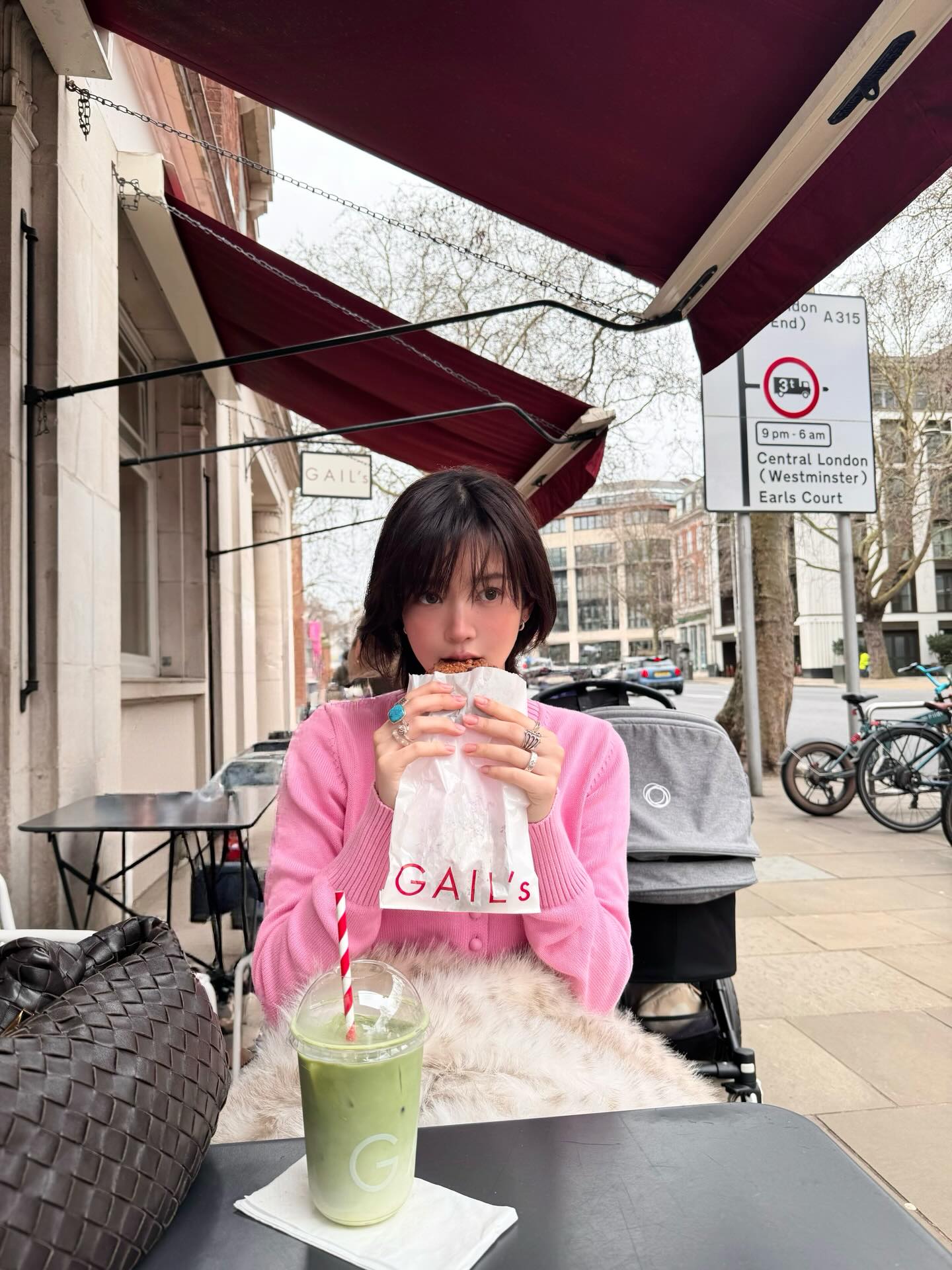 จูเน่ - เพลินพิชญา โกมลารชุน