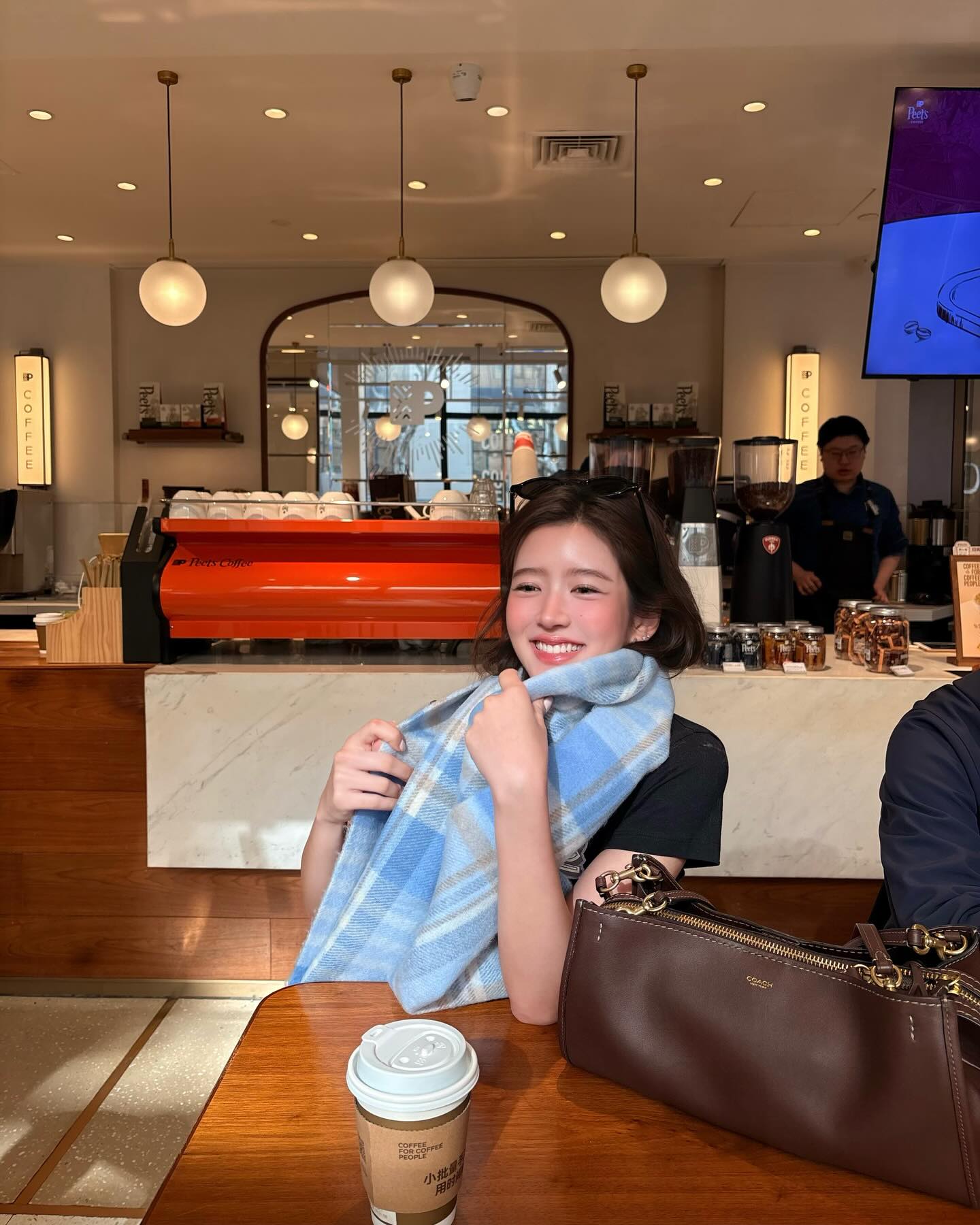 จูเน่ - เพลินพิชญา โกมลารชุน