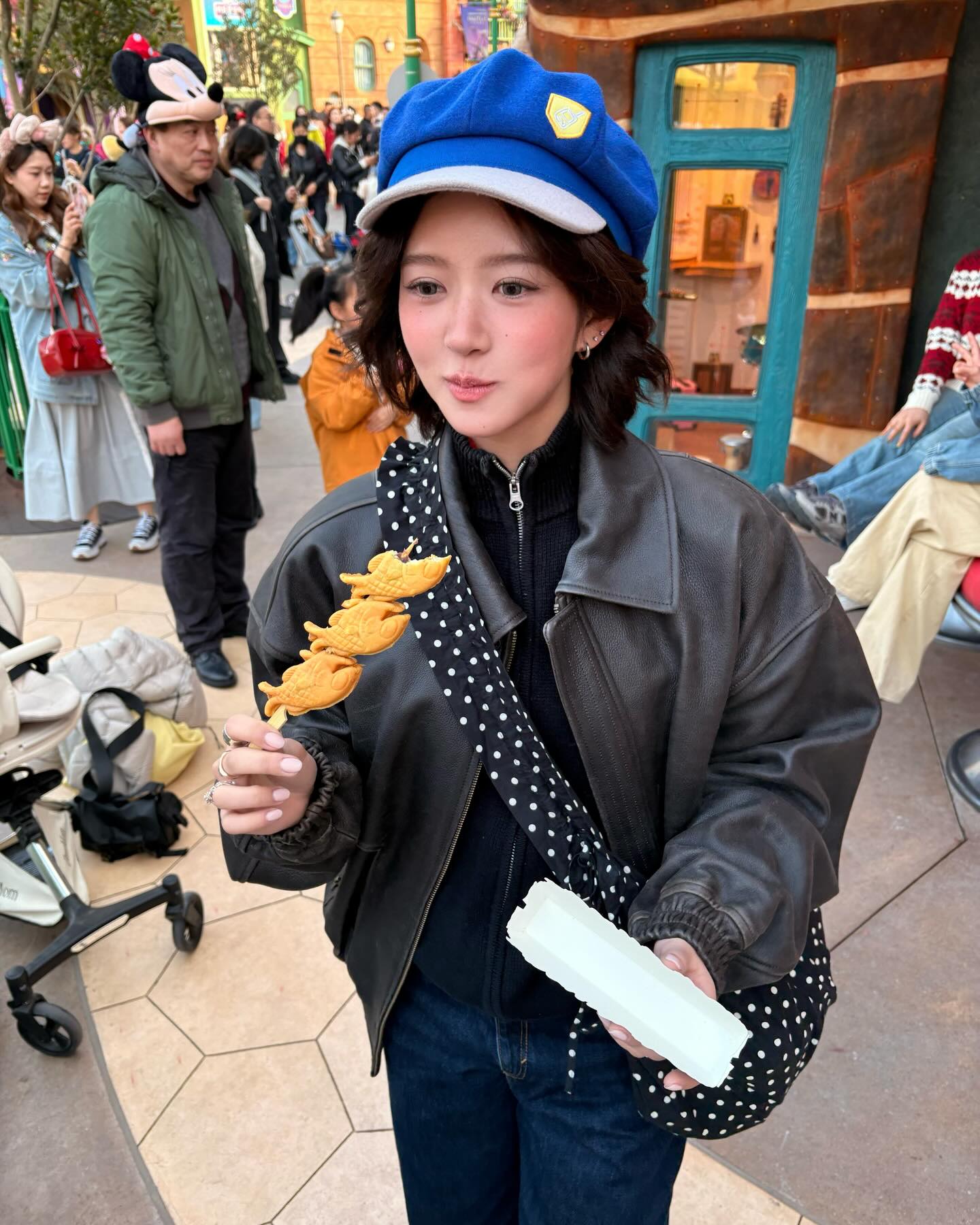 จูเน่ - เพลินพิชญา โกมลารชุน