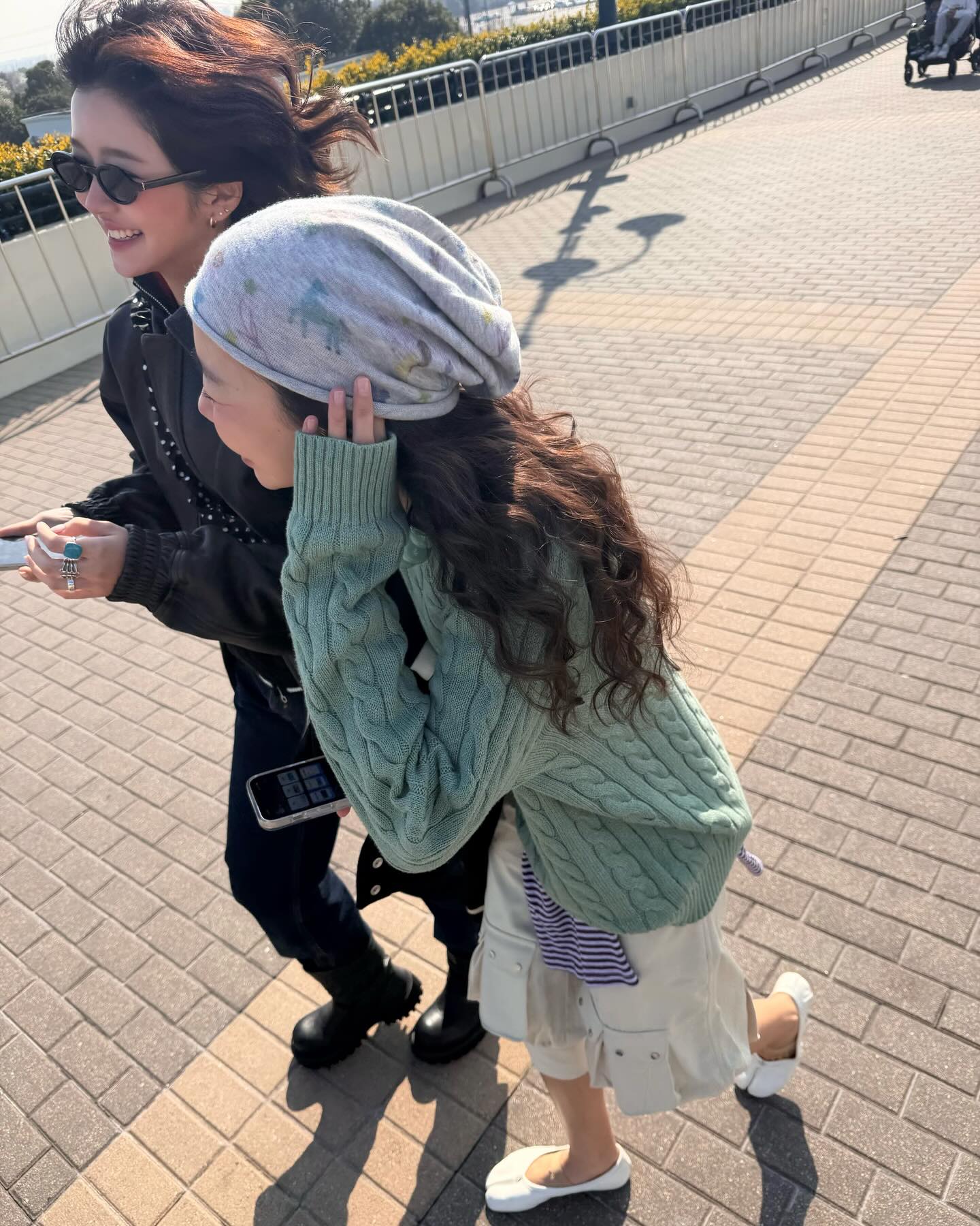 จูเน่ - เพลินพิชญา โกมลารชุน