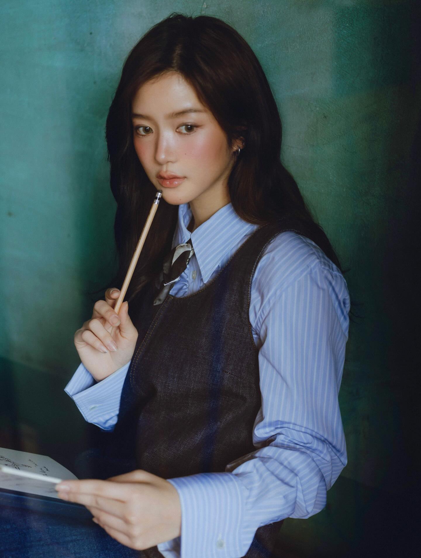 จูเน่ - เพลินพิชญา โกมลารชุน