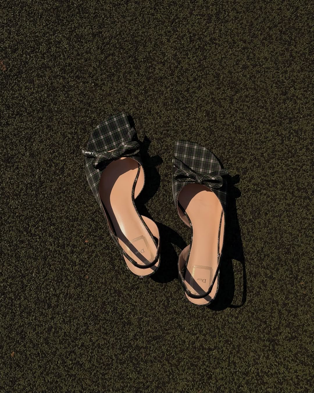 จูเน่ - เพลินพิชญา โกมลารชุน