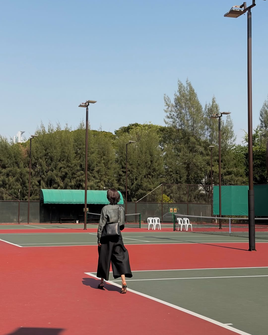 จูเน่ - เพลินพิชญา โกมลารชุน