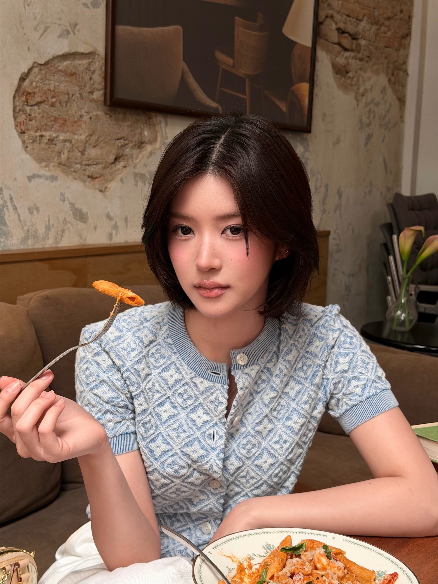 จูเน่ - เพลินพิชญา โกมลารชุน