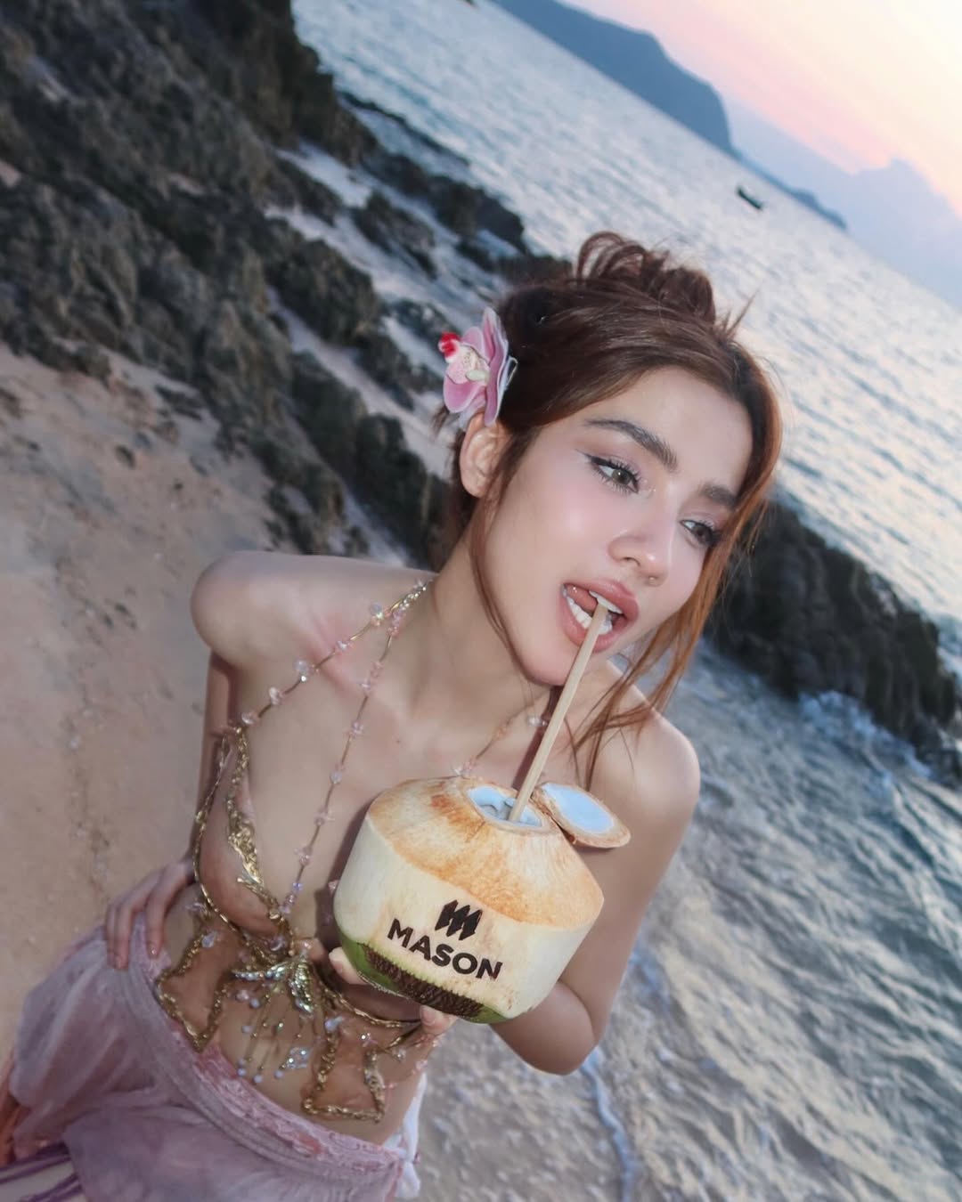 จีน่า - วิรายา ภัทรโชคชัย