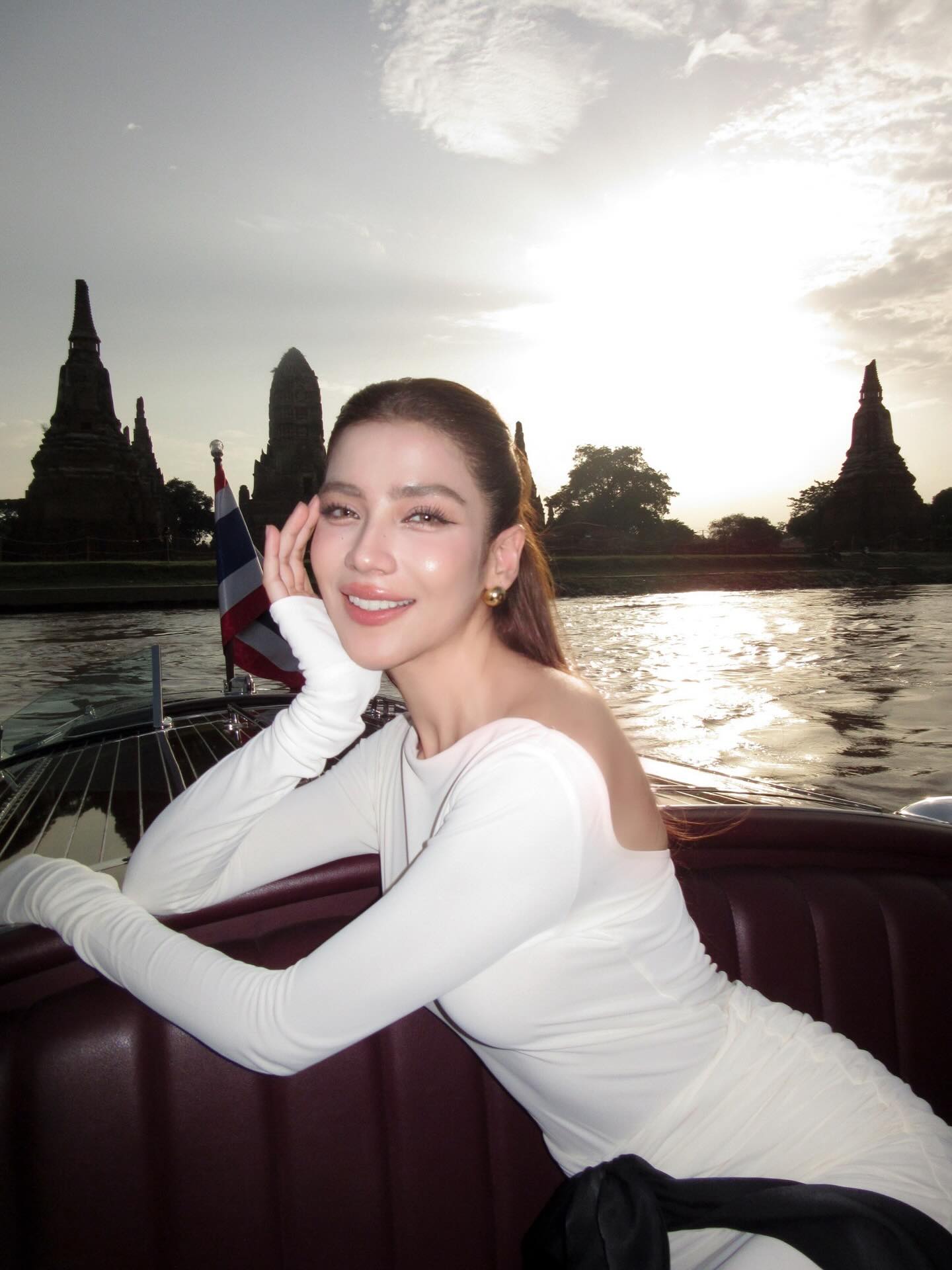 จีน่า - วิรายา ภัทรโชคชัย
