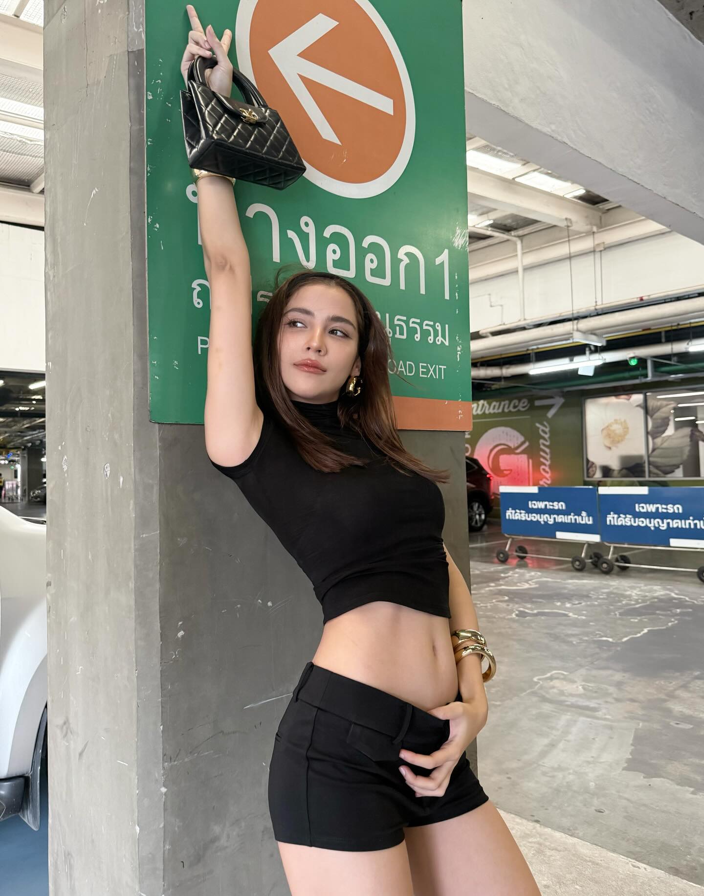 จีน่า - วิรายา ภัทรโชคชัย
