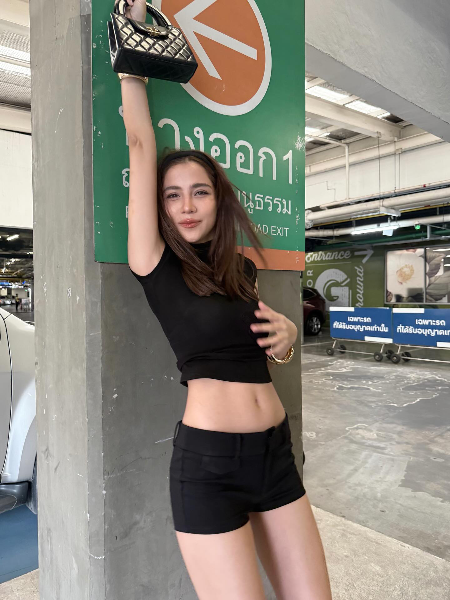 จีน่า - วิรายา ภัทรโชคชัย