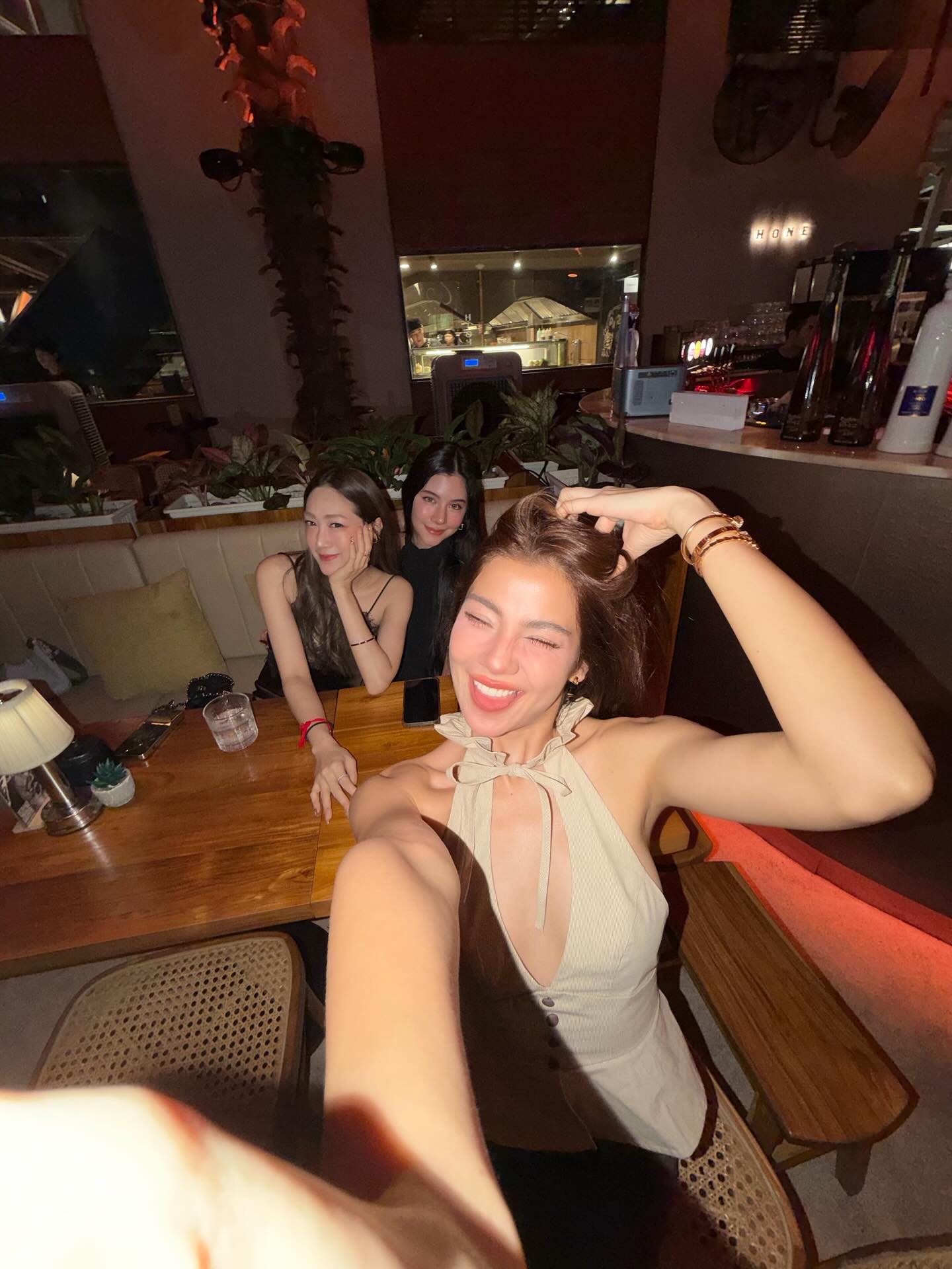 จีน่า - วิรายา ภัทรโชคชัย