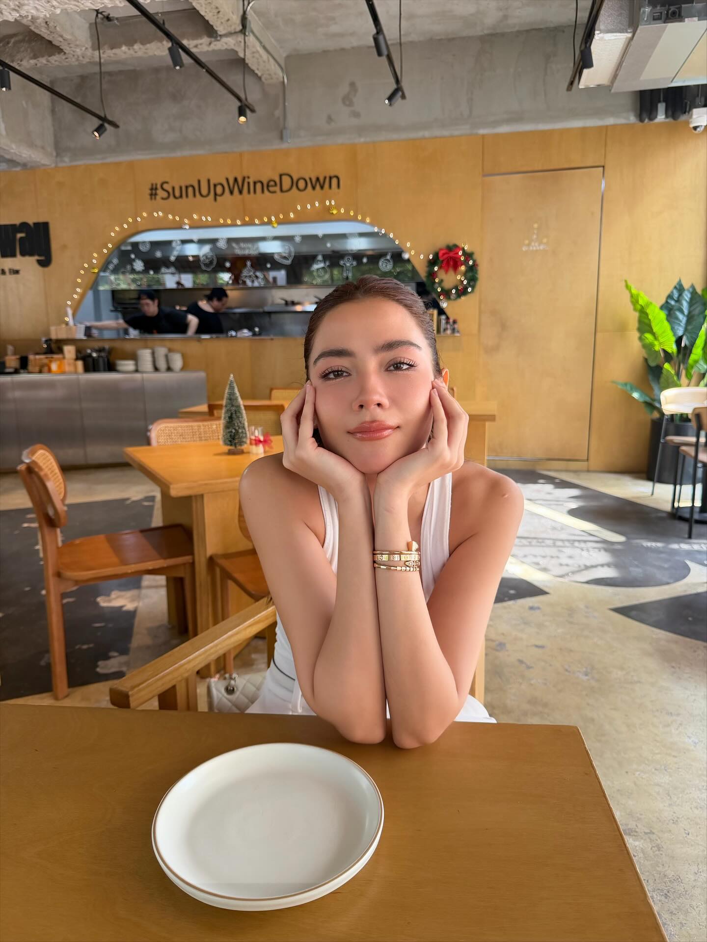 จีน่า - วิรายา ภัทรโชคชัย