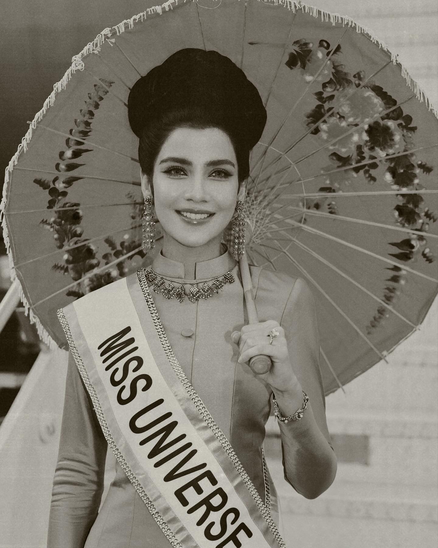 จีน่า - วิรายา ภัทรโชคชัย