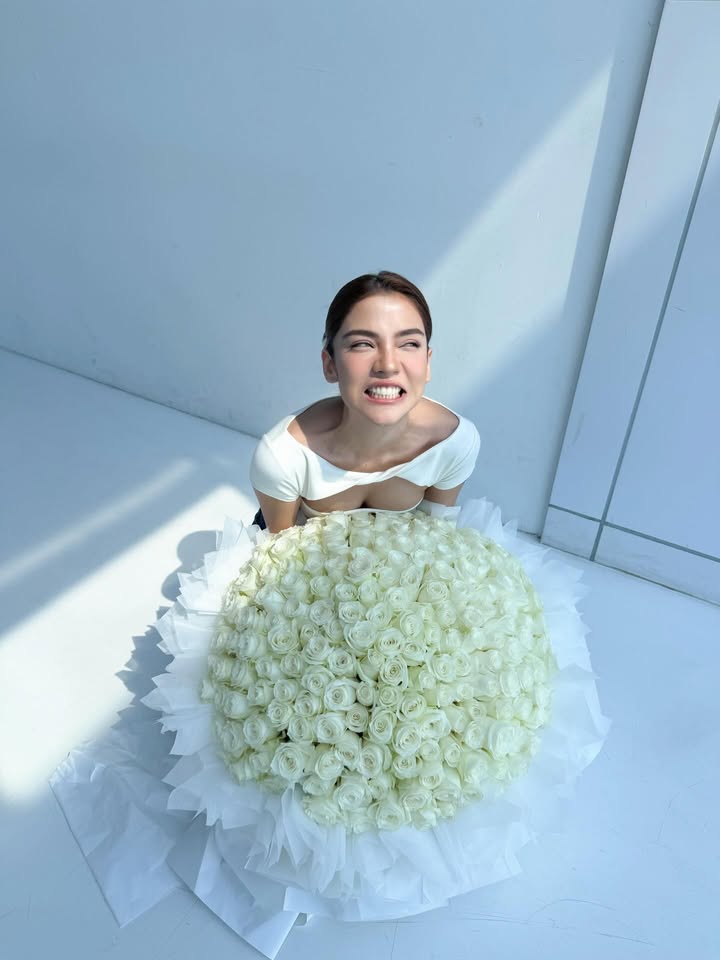 จีน่า - วิรายา ภัทรโชคชัย