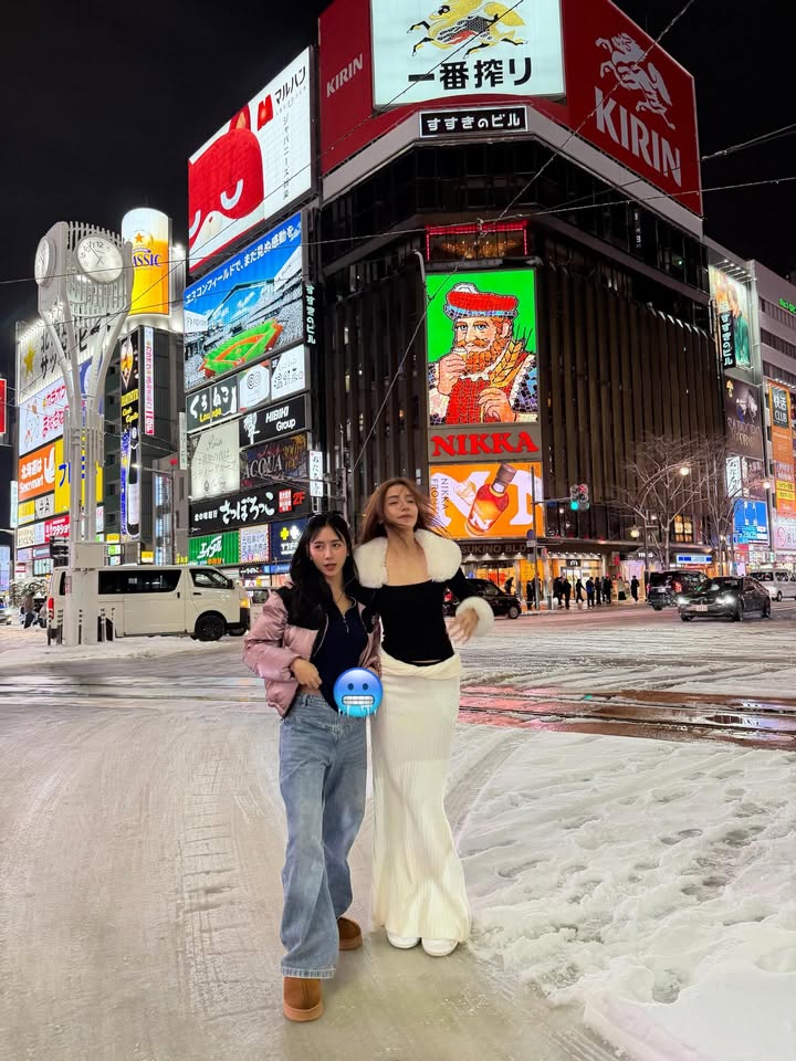 จีน่า - วิรายา ภัทรโชคชัย