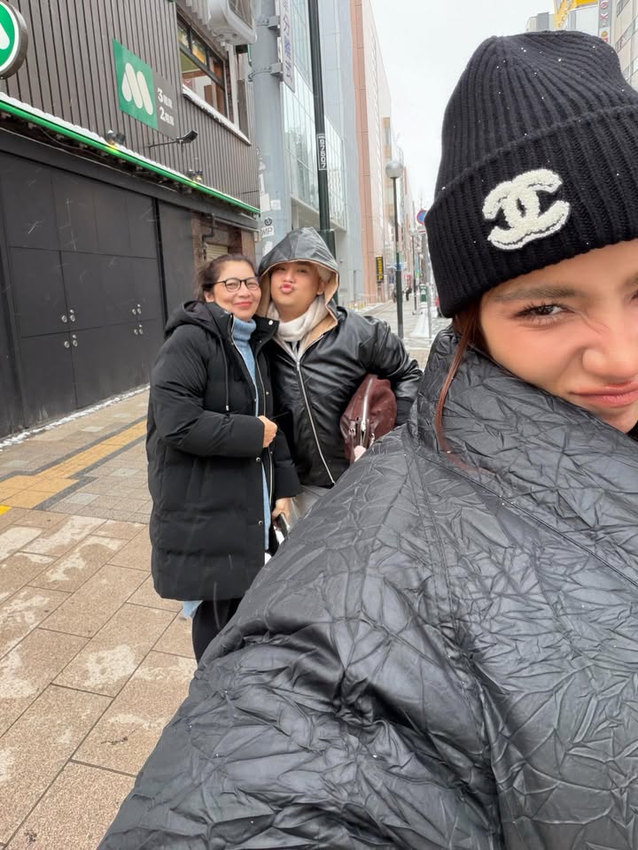 จีน่า - วิรายา ภัทรโชคชัย