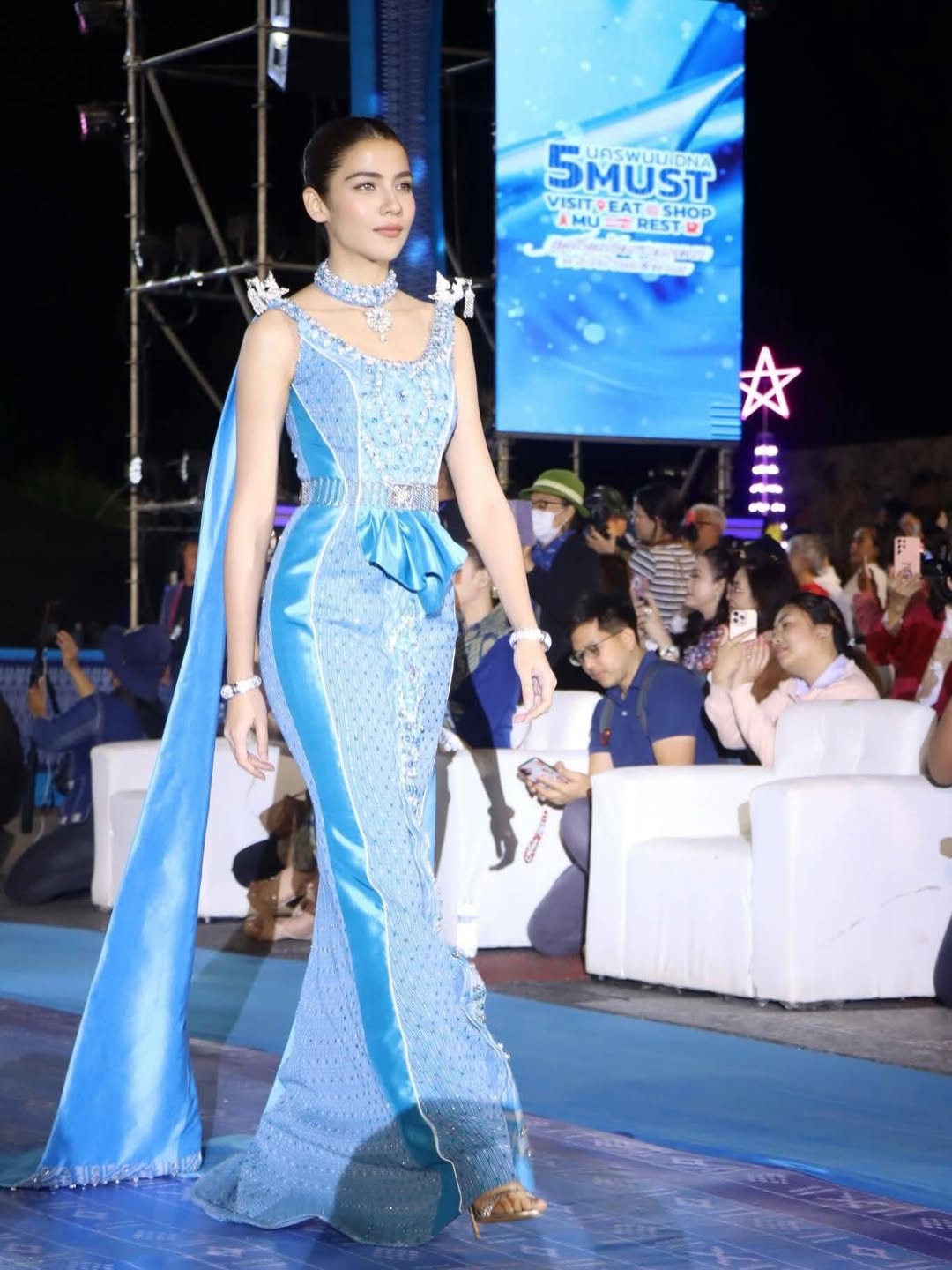 จีน่า - วิรายา ภัทรโชคชัย