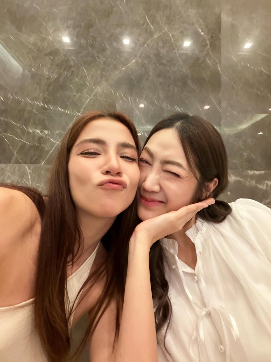 จีน่า - วิรายา ภัทรโชคชัย