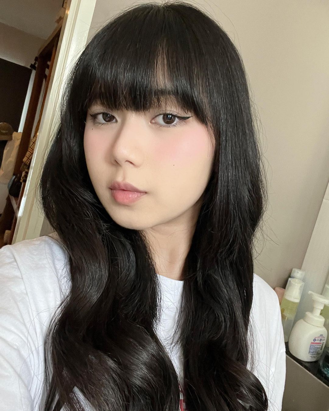 พลอย ศรนรินทร์