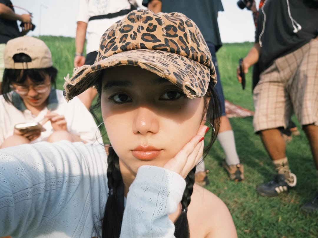 พลอย ศรนรินทร์