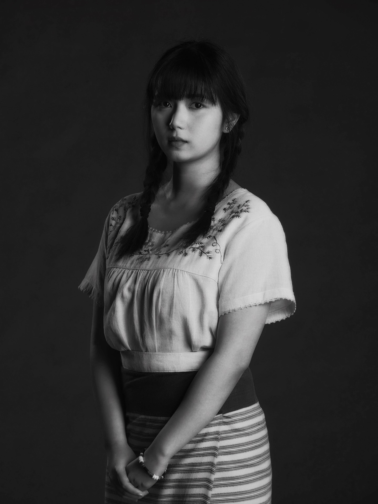 พลอย ศรนรินทร์