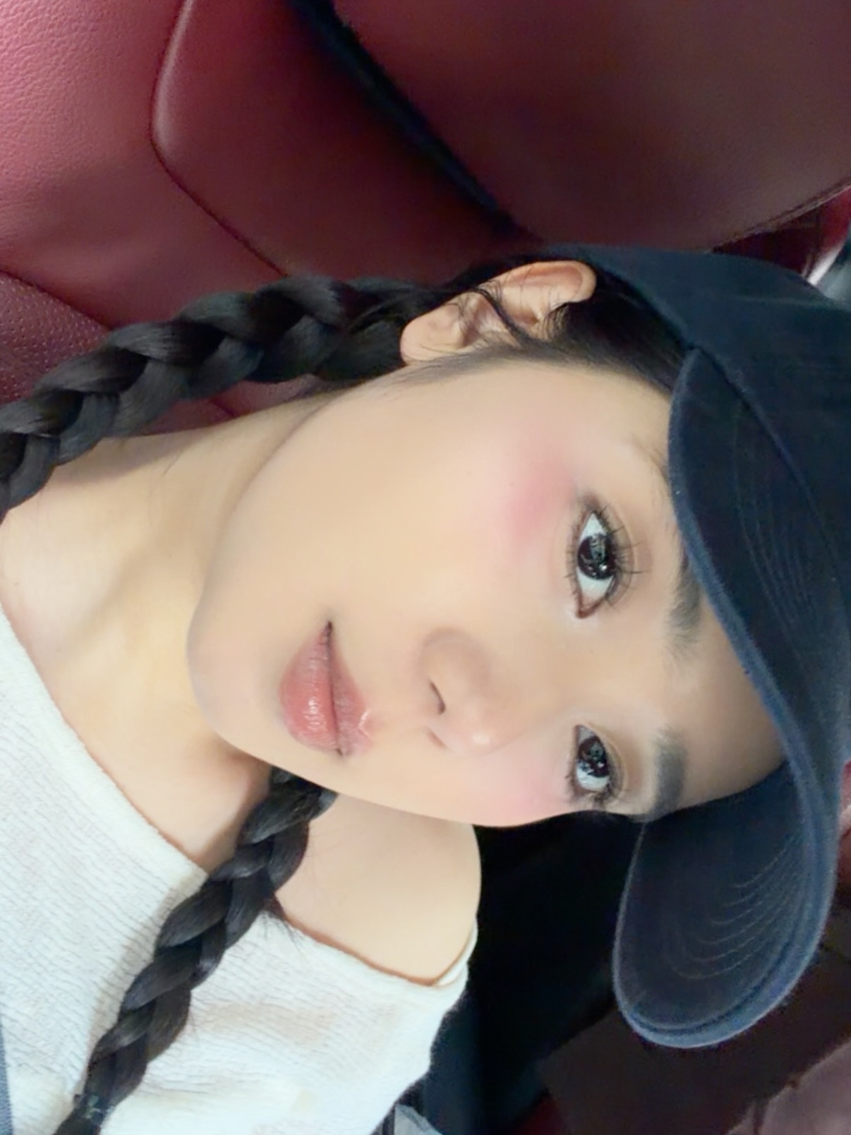 พลอย ศรนรินทร์