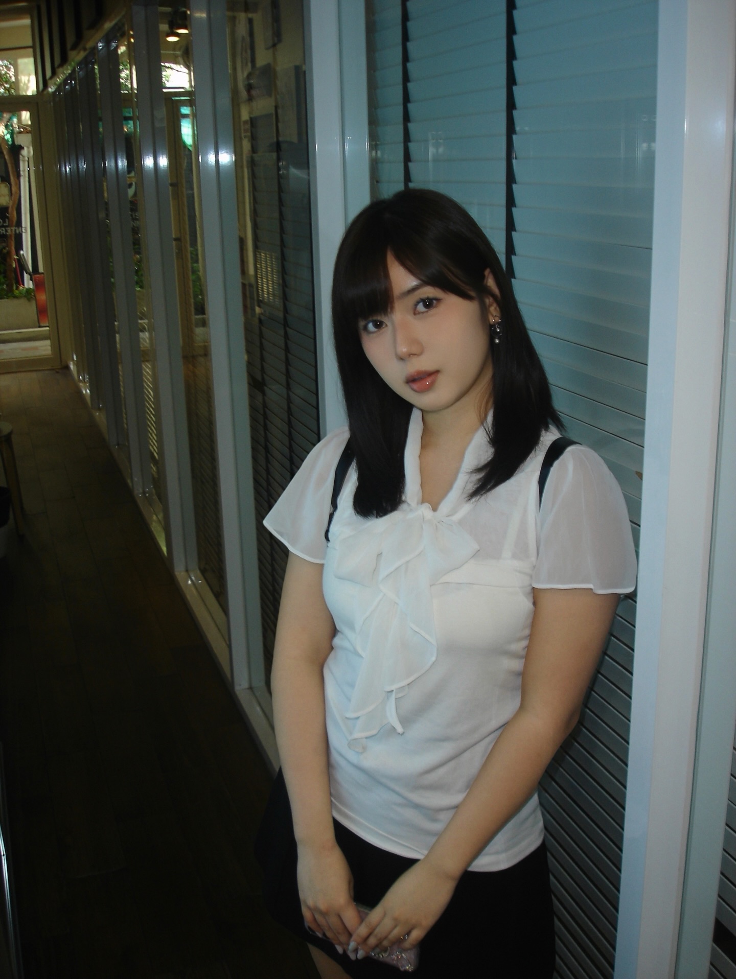 พลอย ศรนรินทร์