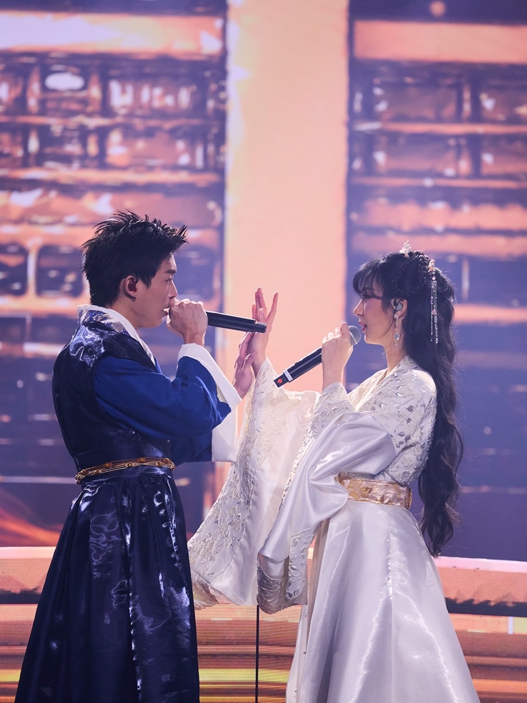 ต้าเหนิง - กัญญาวีร์ สองเมือง