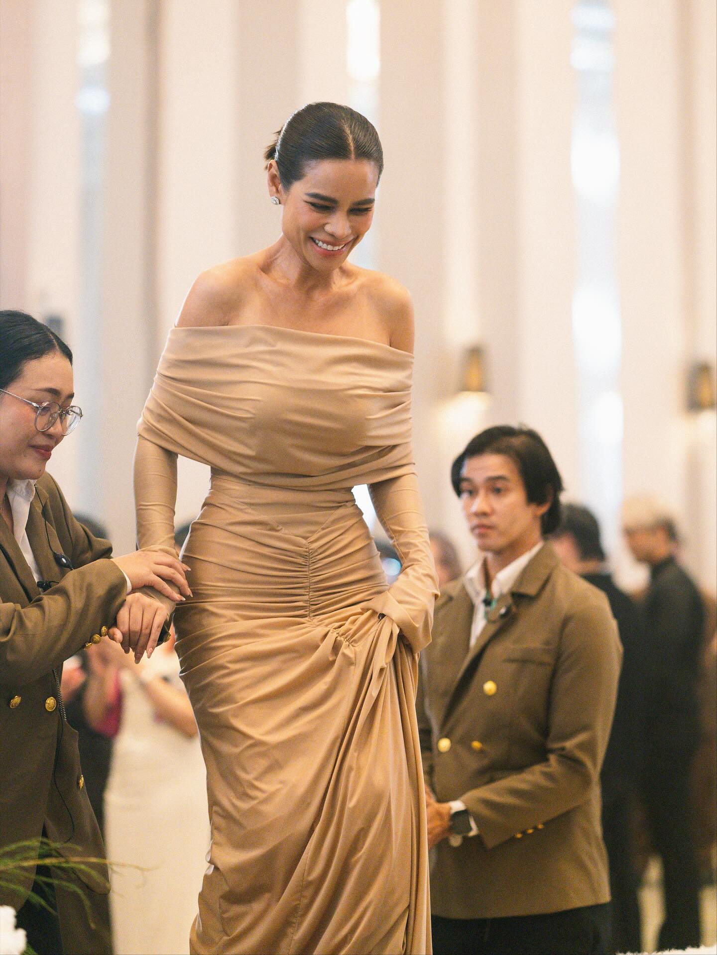 โอปอล์ - ปาณิสรา อารยะสกุล