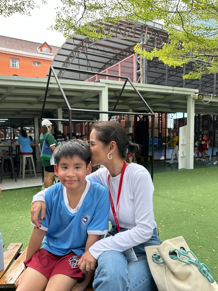 โอปอล์ - ปาณิสรา อารยะสกุล