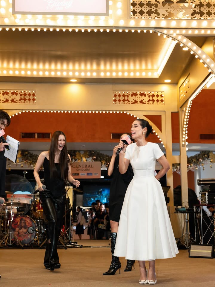 โอปอล์ - ปาณิสรา อารยะสกุล