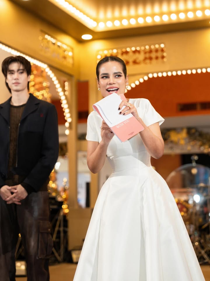 โอปอล์ - ปาณิสรา อารยะสกุล