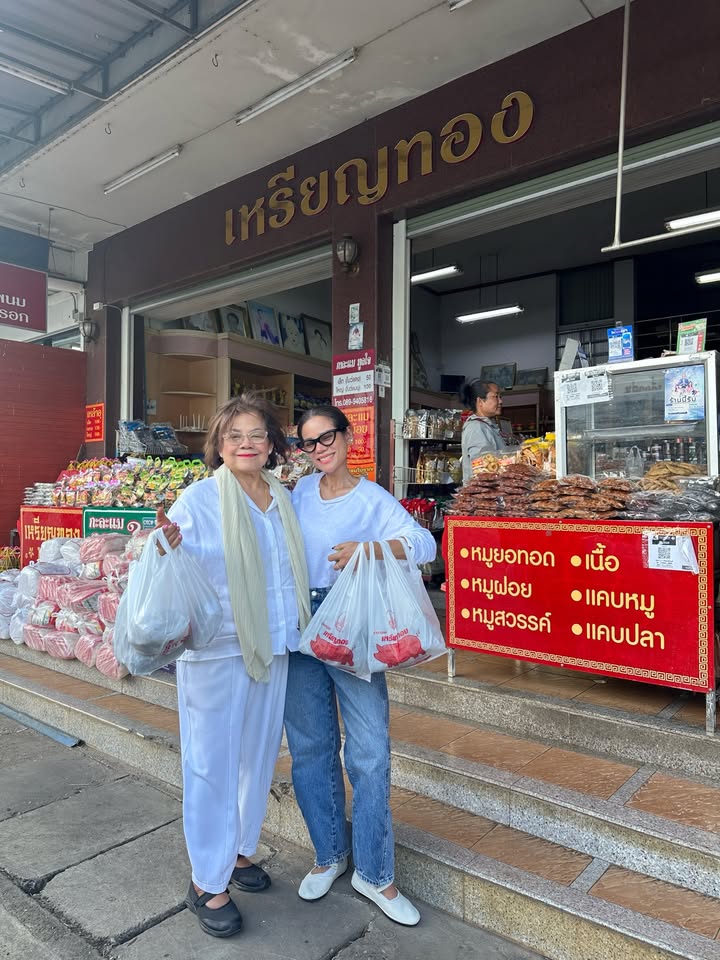 โอปอล์ - ปาณิสรา อารยะสกุล