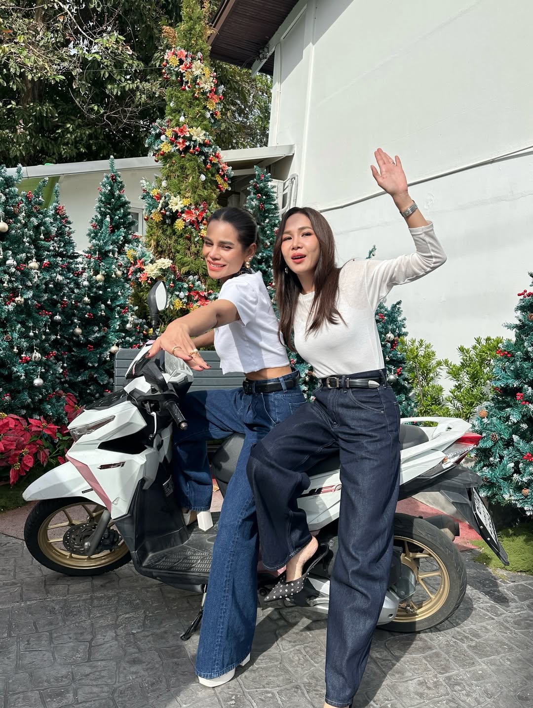 โอปอล์ - ปาณิสรา อารยะสกุล