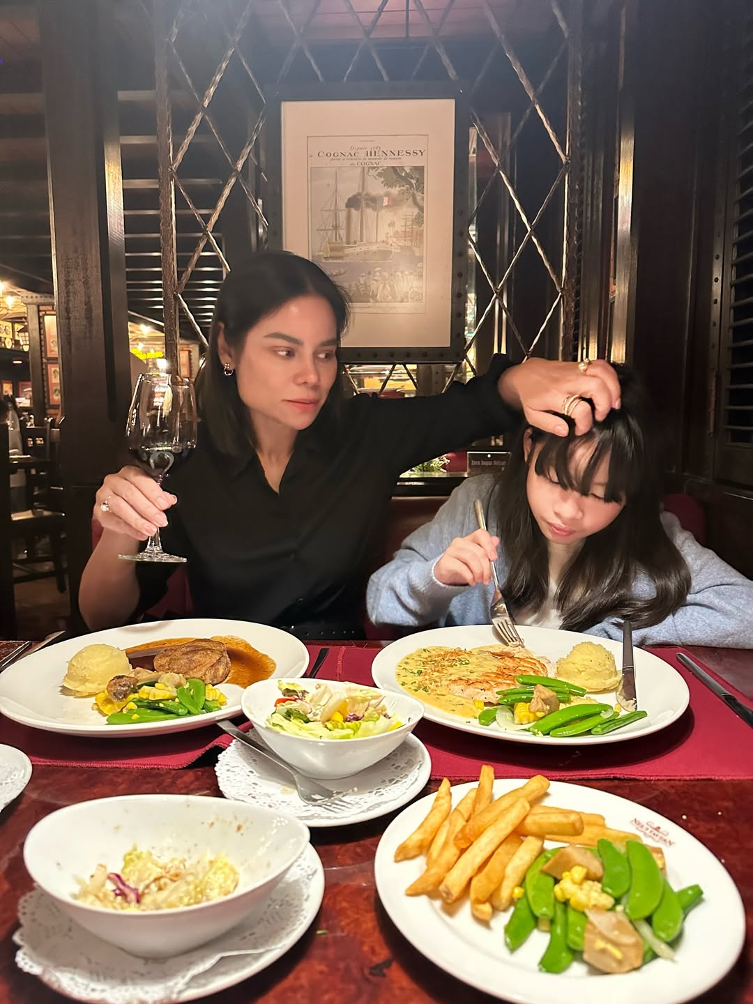 โอปอล์ - ปาณิสรา อารยะสกุล