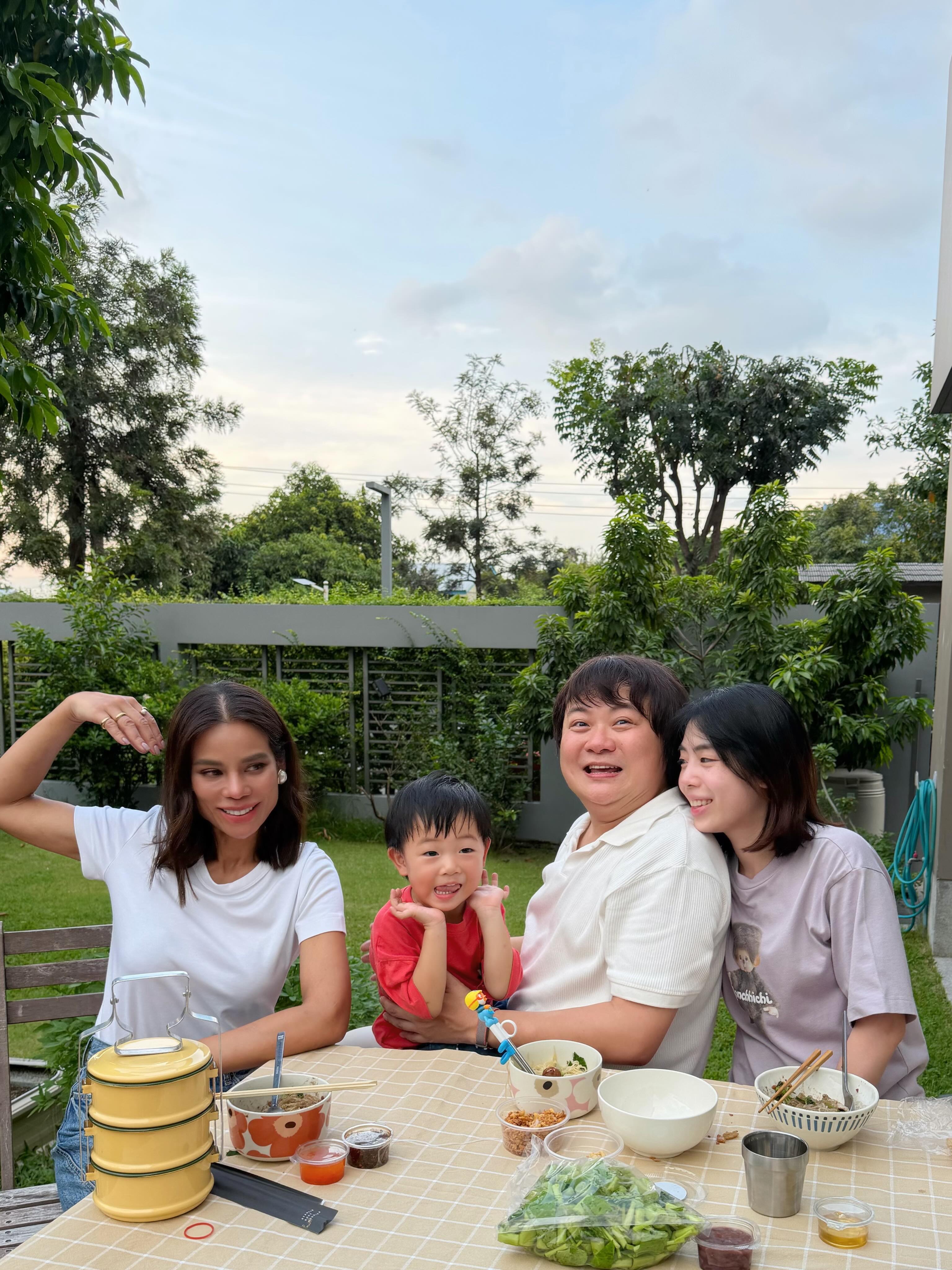โอปอล์ - ปาณิสรา อารยะสกุล