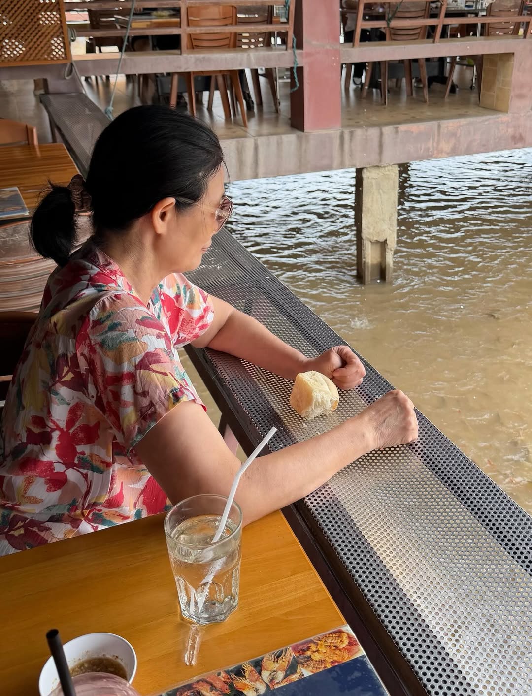 ไผ่ - พาทิศ พิสิฐกุล