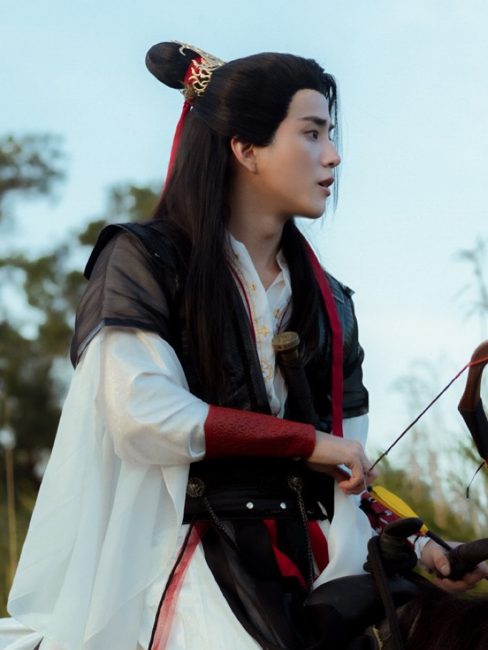 นน - ชานน สันตินธรกุล