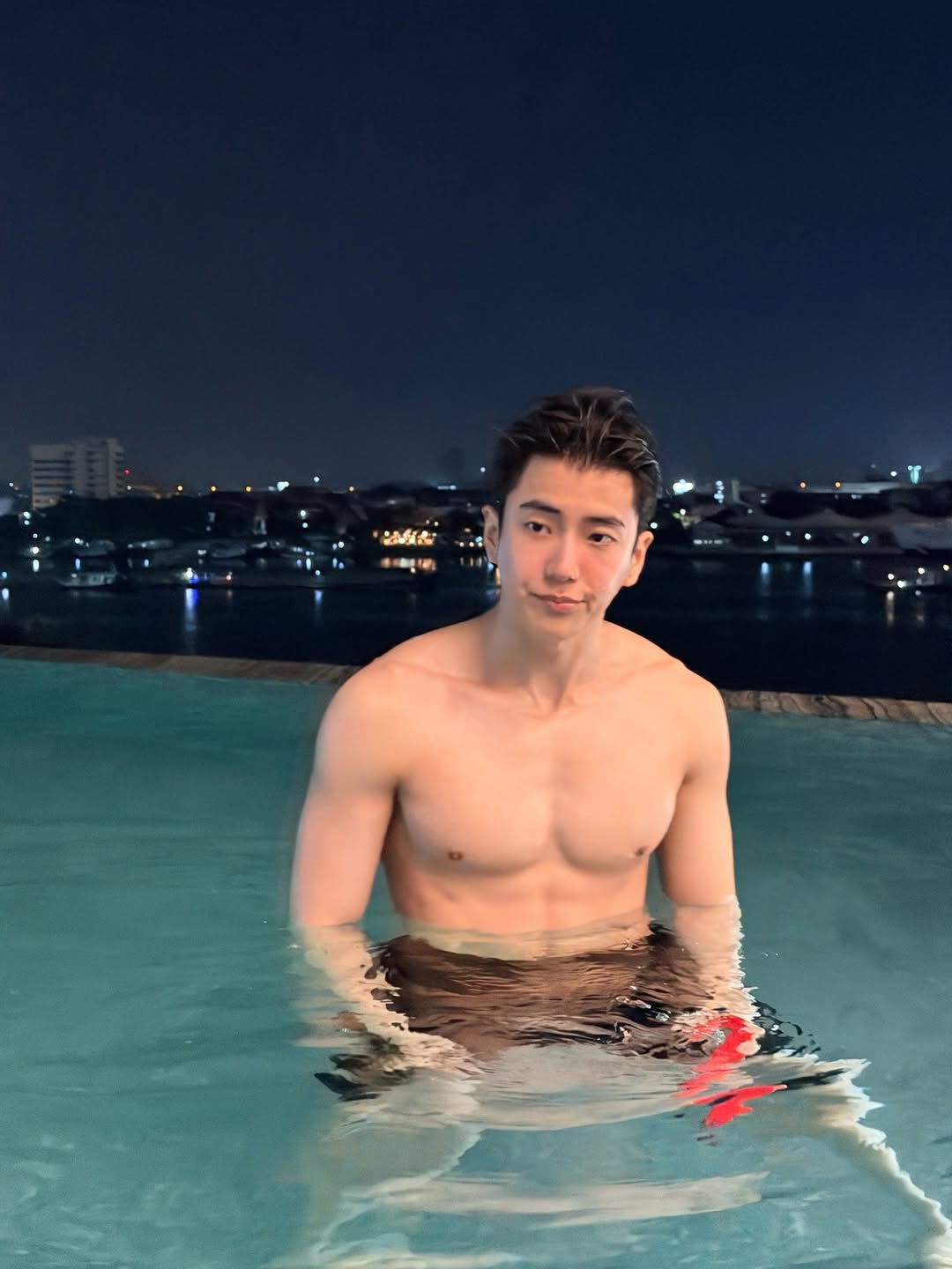 นน - ชานน สันตินธรกุล