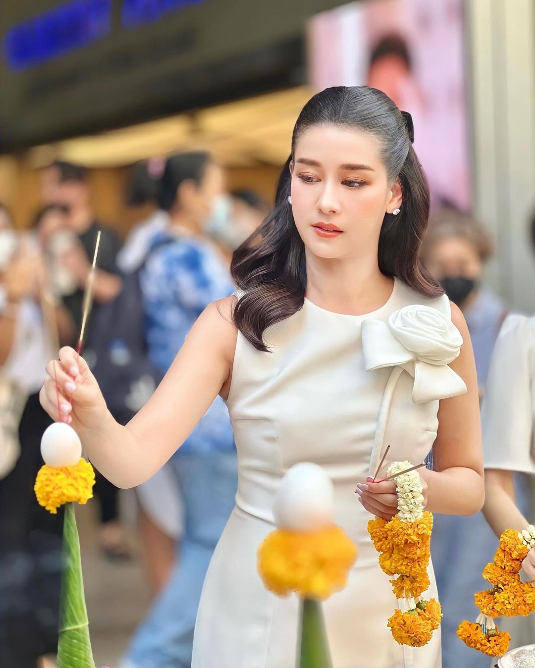 โม - อมีนา พินิจ