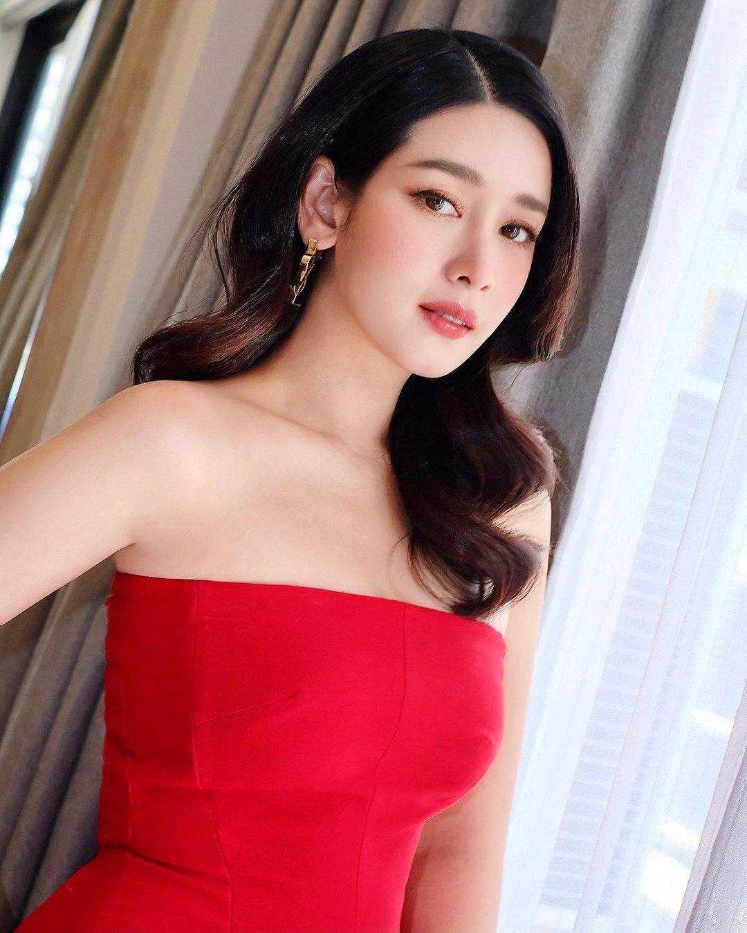 โม - อมีนา พินิจ